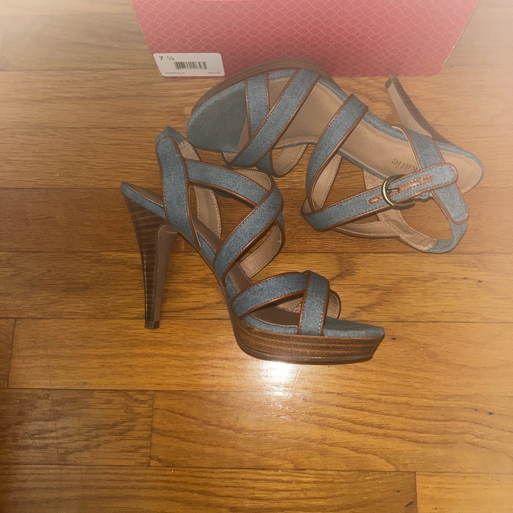 Kelly & Katie Blue Strappy Platform High Heels